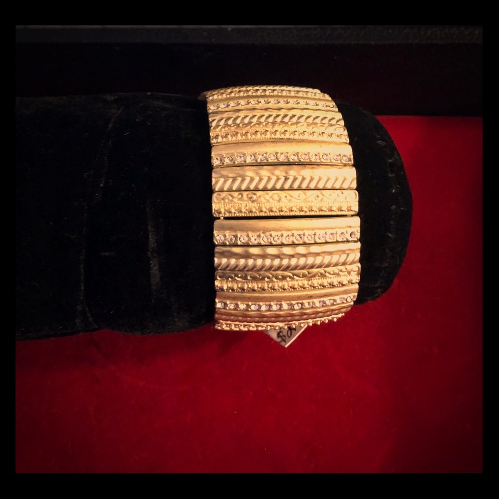 Costume Gold Stoned Stretch Bracelet